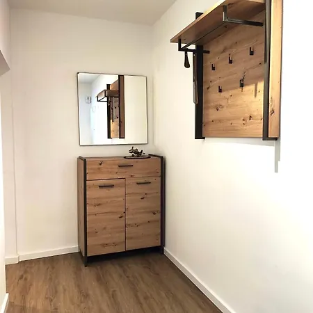 Rtr - Fuer Bis Zu 8 Personen - Voll Ausgestattet - Zentral Limbecker Platz - Messe - Uniklinikum - Smart Tv - Parken - Modern Apartment *