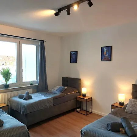 Rtr - Fuer Bis Zu 8 Personen - Voll Ausgestattet - Zentral Limbecker Platz - Messe - Uniklinikum - Smart Tv - Parken - Modern Apartment *