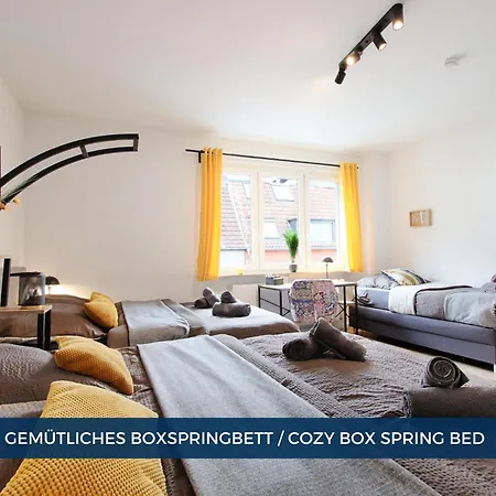 Rtr - Fuer Bis Zu 8 Personen - Voll Ausgestattet - Zentral Limbecker Platz - Messe - Uniklinikum - Smart Tv - Modern エッセン