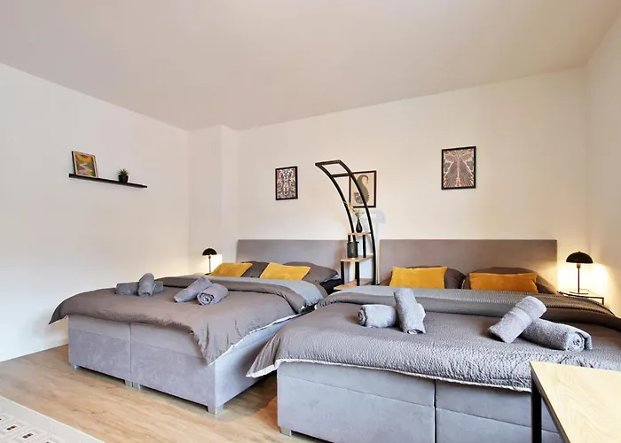 Lejlighed Rtr - Fuer Bis Zu 8 Personen - Voll Ausgestattet - Zentral Limbecker Platz - Messe - Uniklinikum - Smart Tv - Modern *